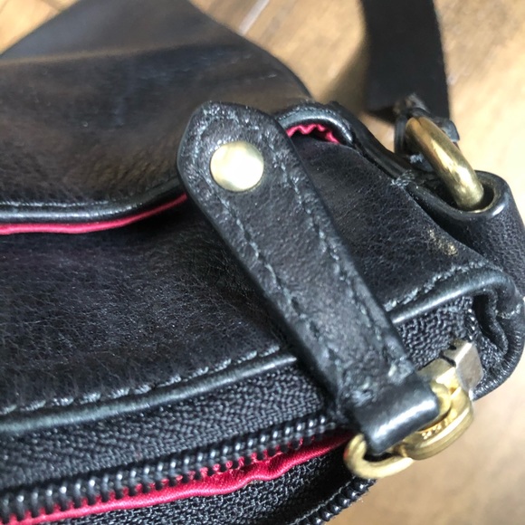 Coach across Body Leather Purse - Picture 5 of 10